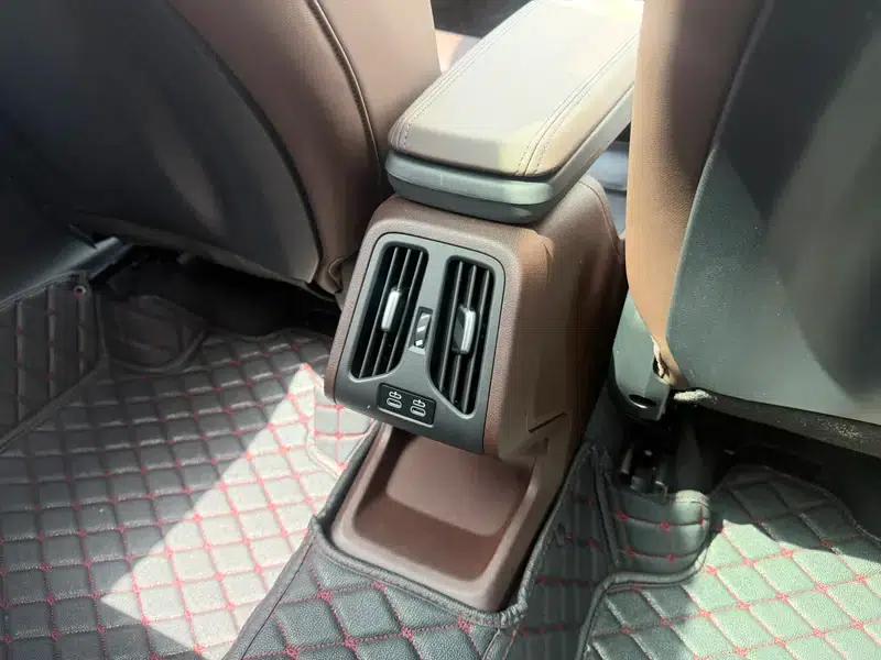 BMW X1 2023 sDrive25Li M Sport Package — миниатюра 10