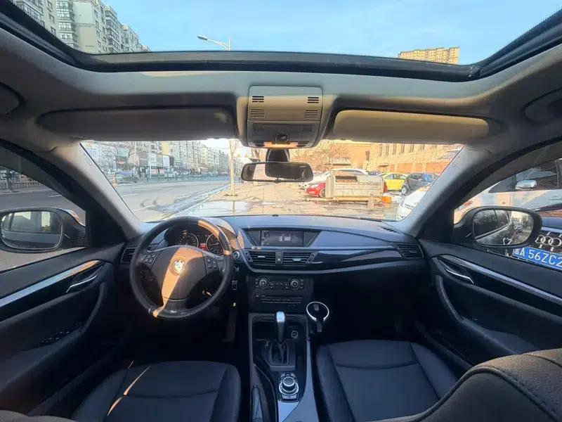 BMW X1 2012 sDrive18i Luxury — миниатюра 7