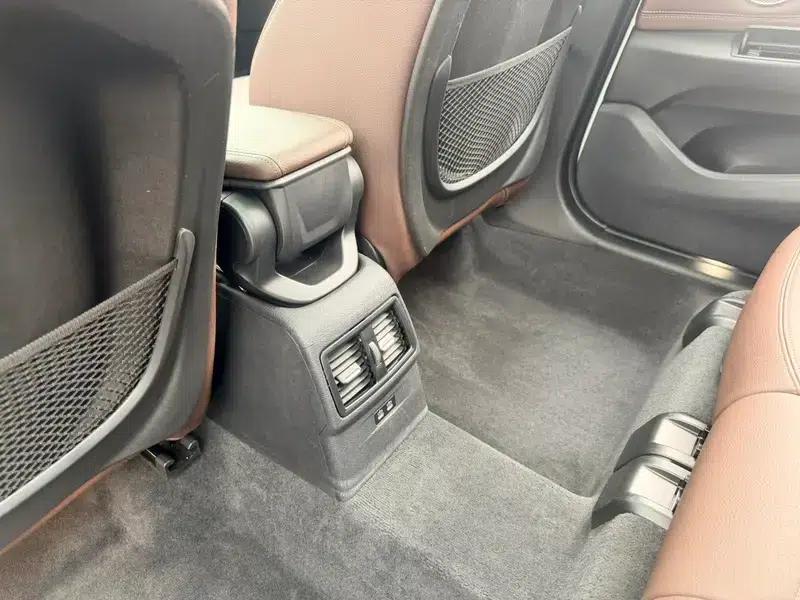BMW X1 2021 sDrive25Li Leading Edition — миниатюра 17