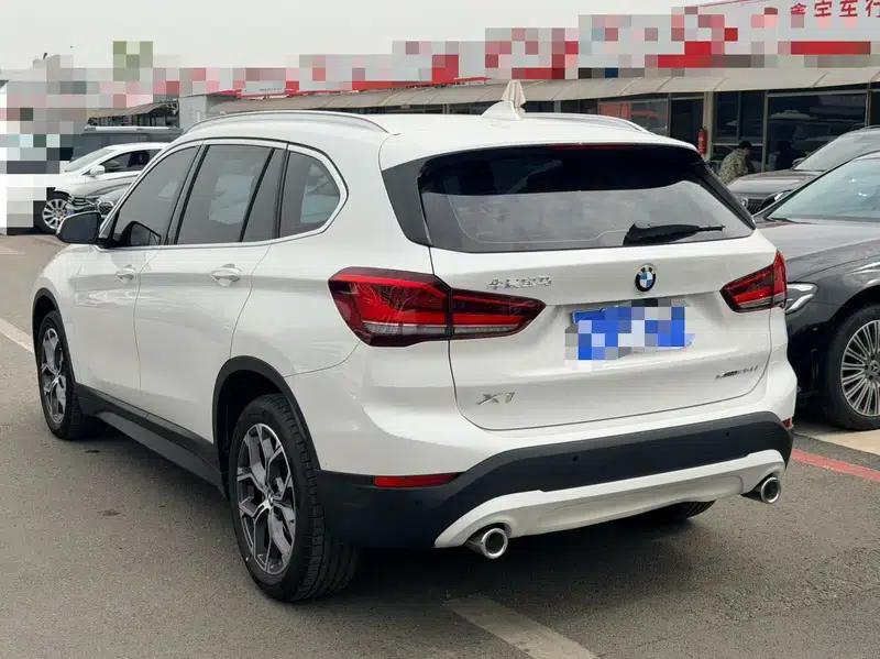 BMW X1 2021 sDrive25Li Leading Edition — миниатюра 4