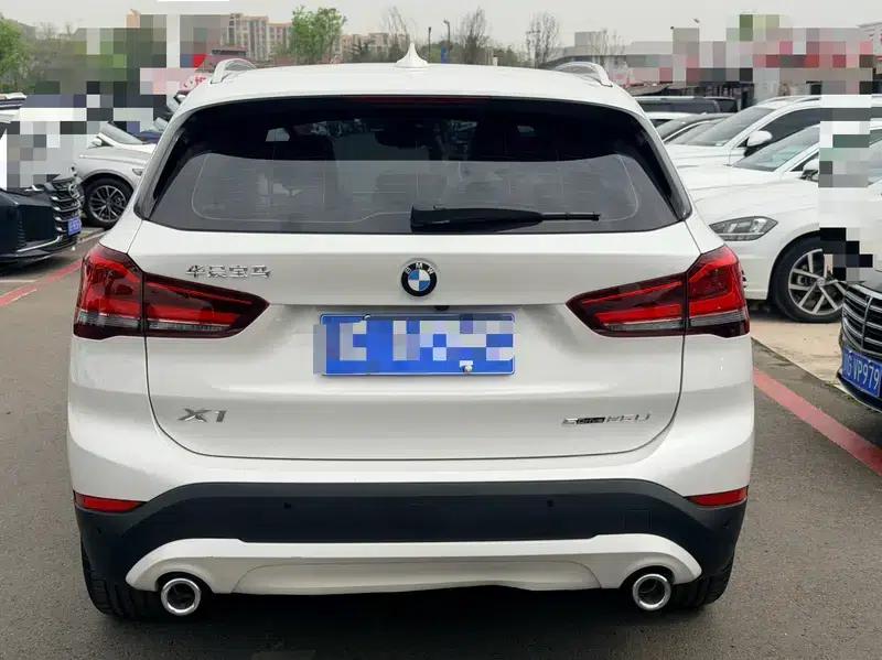 BMW X1 2021 sDrive25Li Leading Edition — миниатюра 5