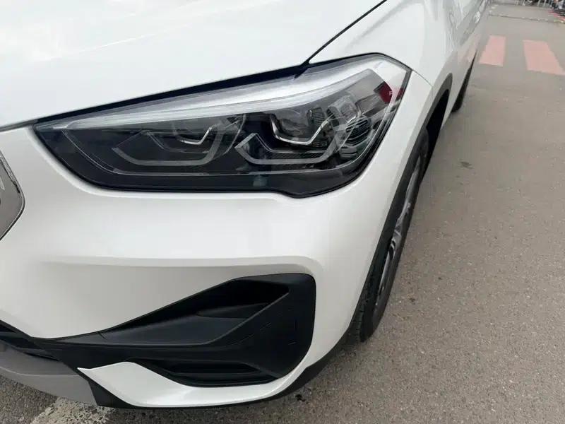 BMW X1 2021 sDrive25Li Leading Edition — миниатюра 7