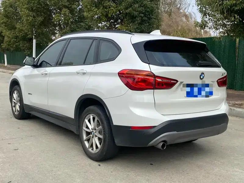 BMW X1 2018 sDrive18Li Premium — миниатюра 4