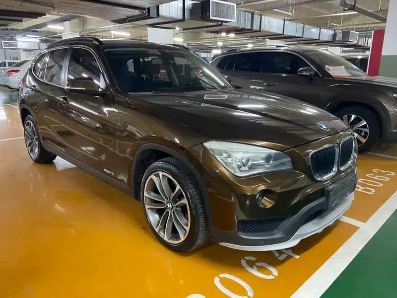 BMW X1 2015 sDrive18i Leading Upgrade Edition — миниатюра 3