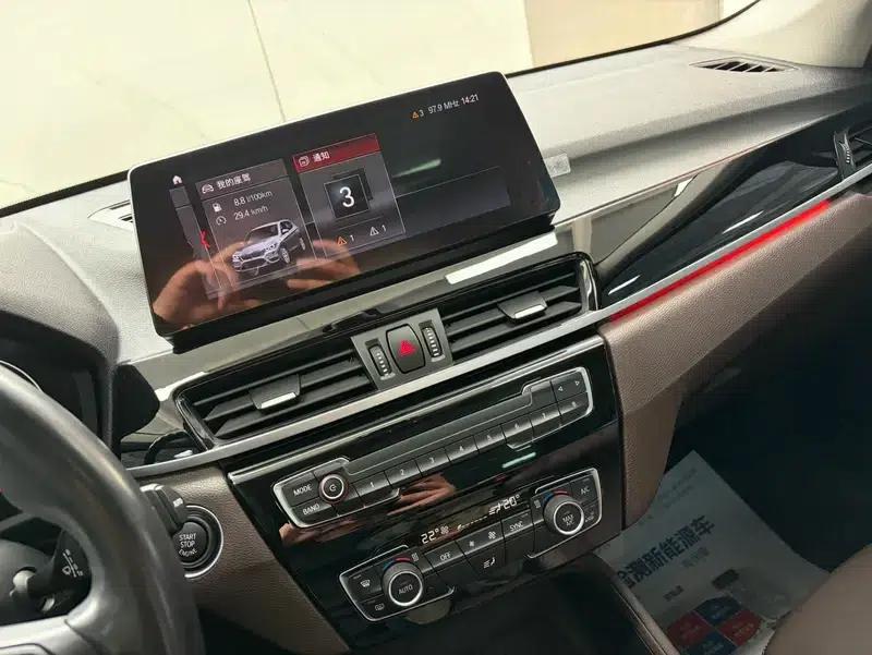 BMW X1 2022 sDrive25Li Leading Edition — миниатюра 6