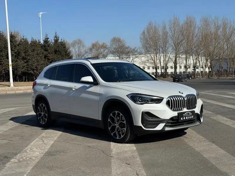 BMW X1 2022 sDrive25Li Leading Edition — миниатюра 3