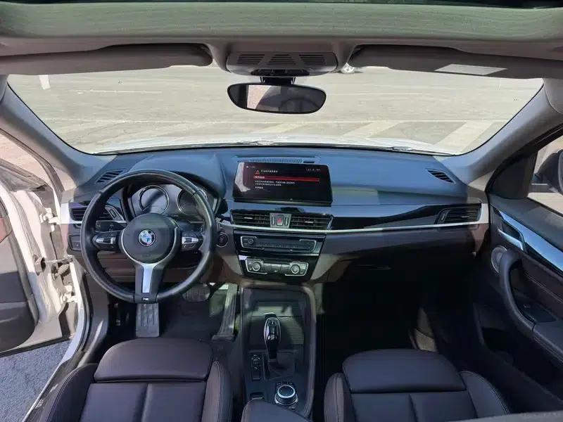 BMW X1 2022 sDrive25Li Leading Edition — миниатюра 7