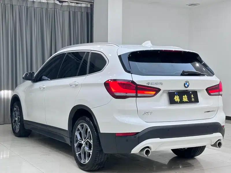 BMW X1 2022 sDrive25Li Leading Edition — миниатюра 5