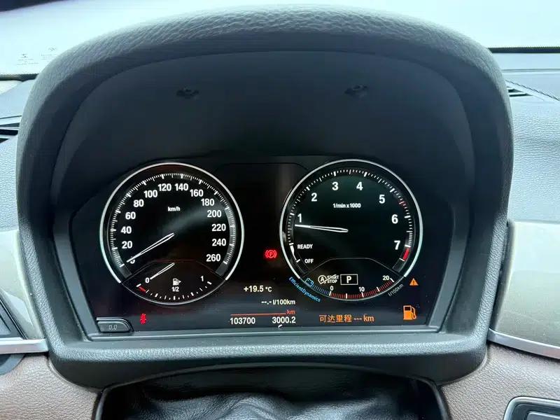 BMW X1 2019 xDrive20Li Premium — миниатюра 15