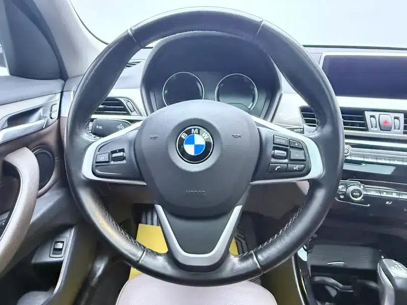 BMW X1 2019 xDrive20Li Premium — миниатюра 16
