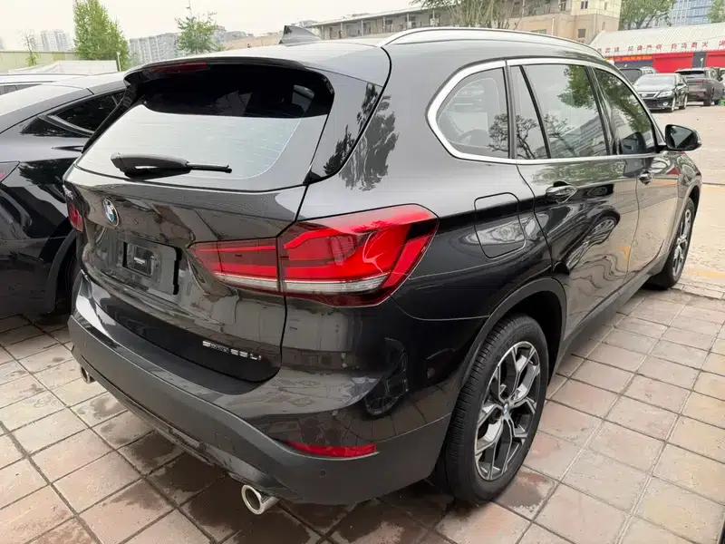 BMW X1 2022 sDrive25Li Leading Edition — миниатюра 5