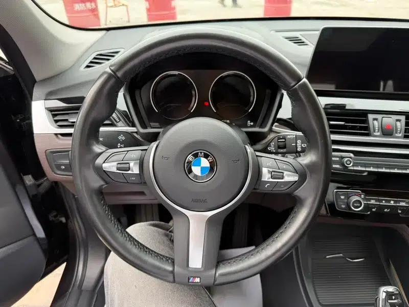 BMW X1 2022 sDrive25Li Leading Edition — миниатюра 9