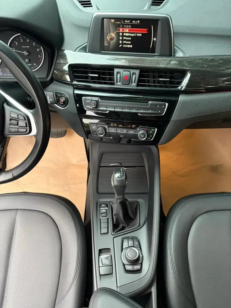 BMW X1 2018 sDrive20Li Leading Edition — миниатюра 13