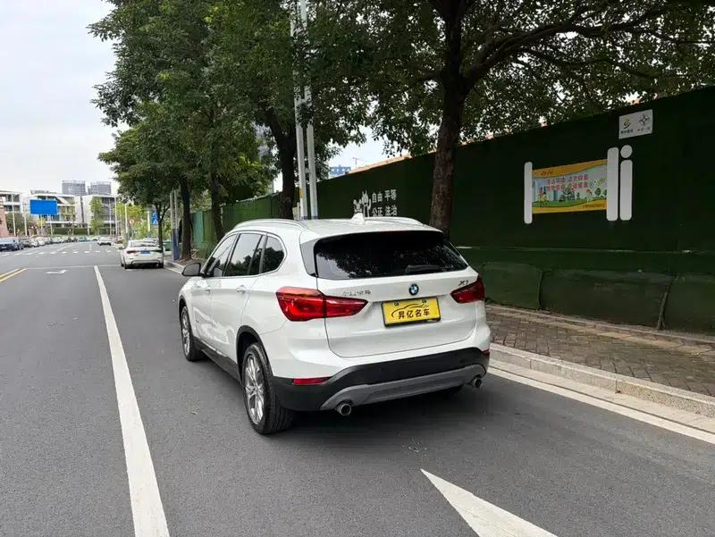 BMW X1 2018 sDrive20Li Leading Edition — миниатюра 4