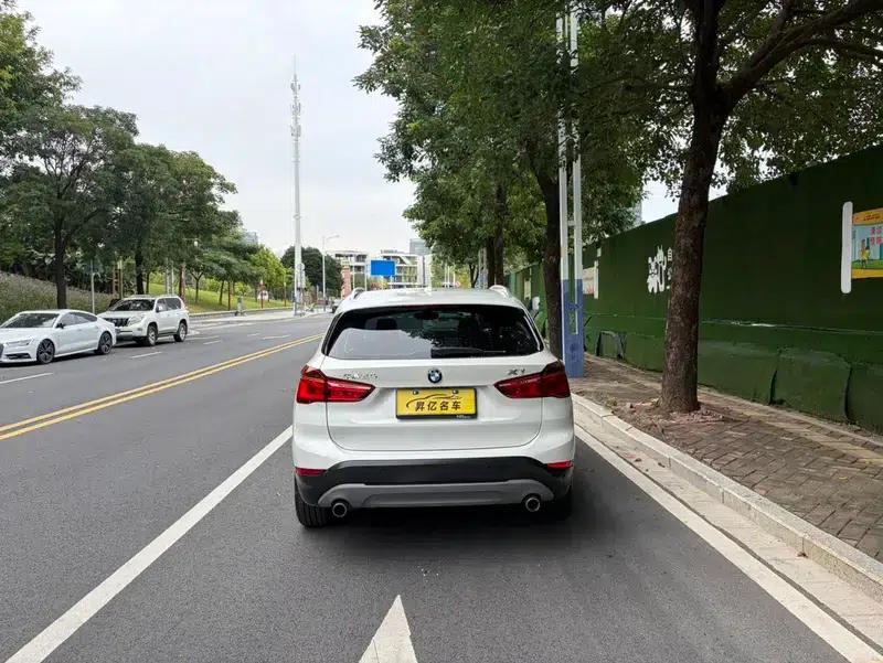 BMW X1 2018 sDrive20Li Leading Edition — миниатюра 5