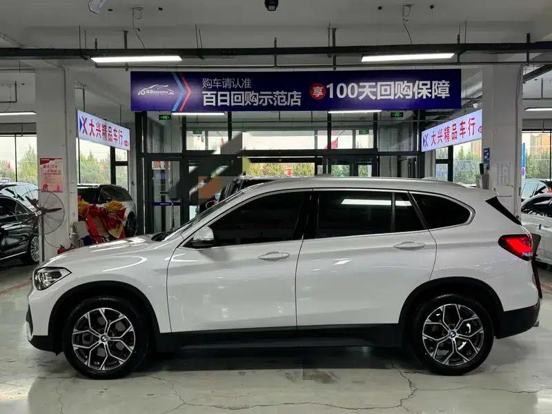 BMW X1 2021 sDrive25Li Leading Edition — миниатюра 4