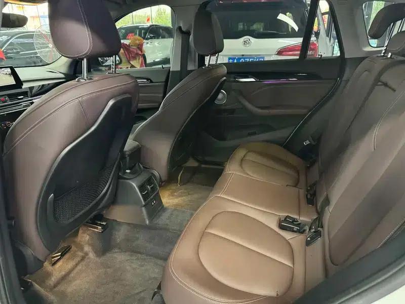 BMW X1 2021 sDrive25Li Leading Edition — миниатюра 9