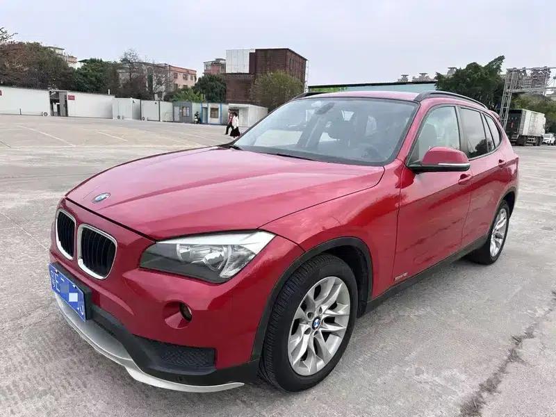 BMW X1 2015 sDrive18i Fashion Upgrade Edition — миниатюра 1