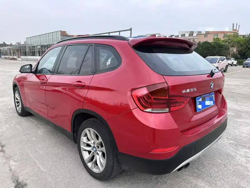 BMW X1 2015 sDrive18i Fashion Upgrade Edition — миниатюра 4