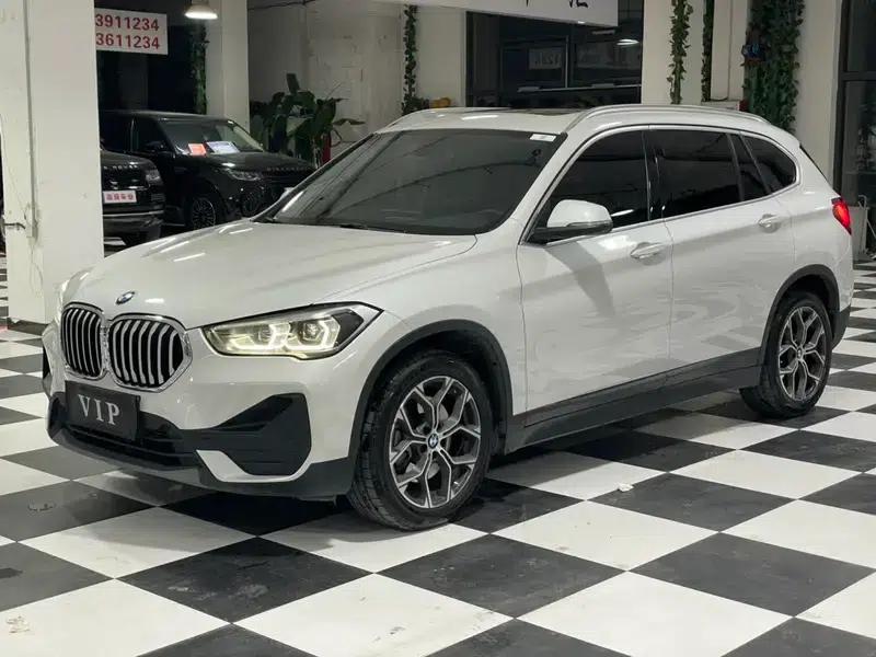 BMW X1 2022 sDrive25Li Leading Edition — миниатюра 1