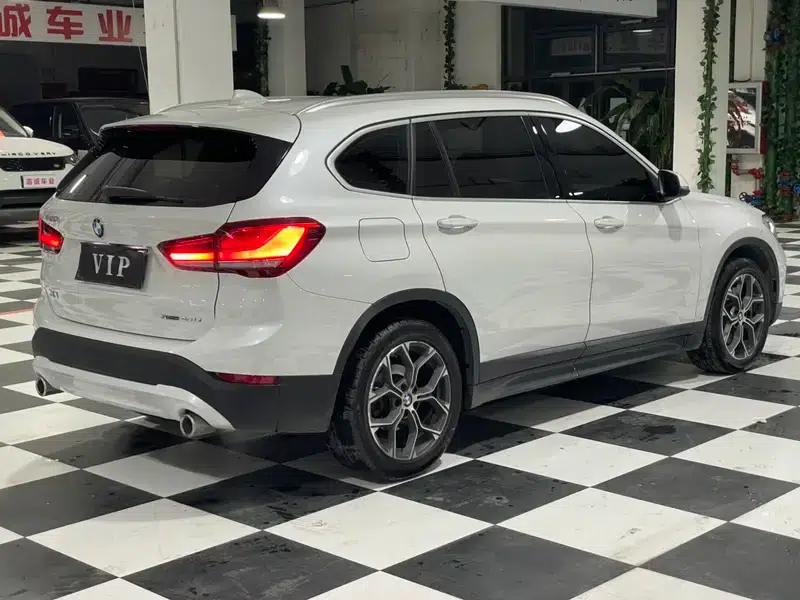 BMW X1 2022 sDrive25Li Leading Edition — миниатюра 6