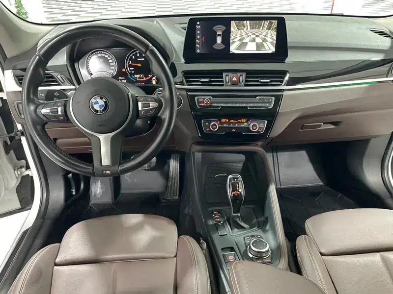 BMW X1 2022 sDrive25Li Leading Edition — миниатюра 7