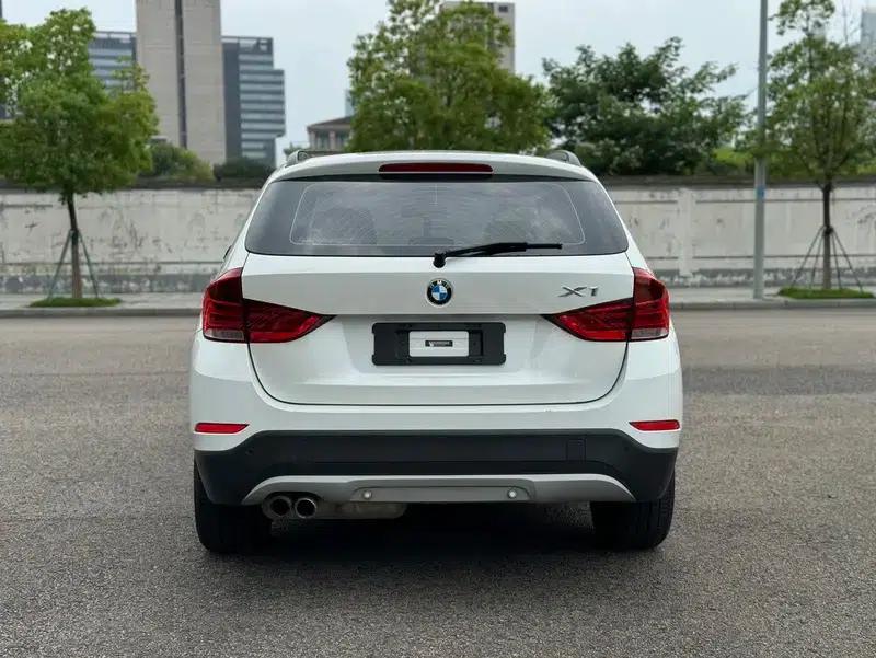 BMW X1 2015 sDrive18i Fashion Upgrade Edition — миниатюра 6