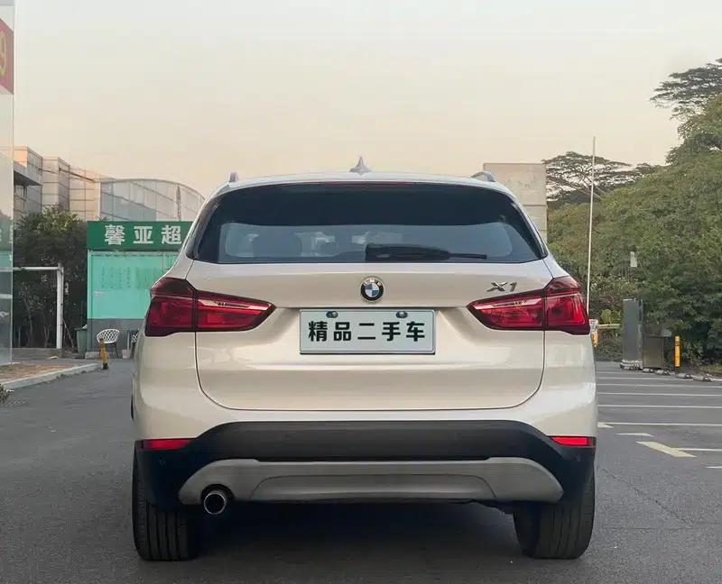 BMW X1 2018 sDrive18Li Fashion Edition — миниатюра 6