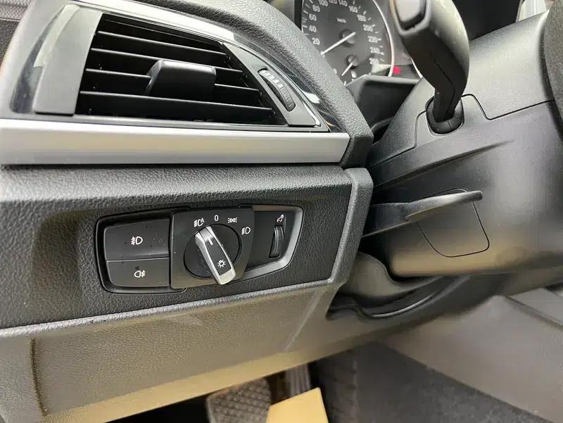 BMW 1 Series (Imported) 2013 Facelift 116i Urban Edition — миниатюра 20