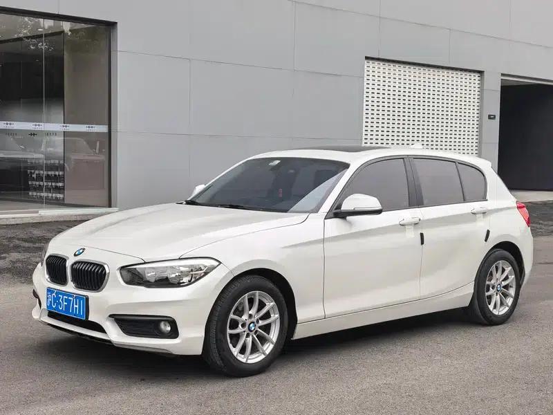 BMW 1 Series (Imported) 2016 118i Leading Edition — миниатюра 1