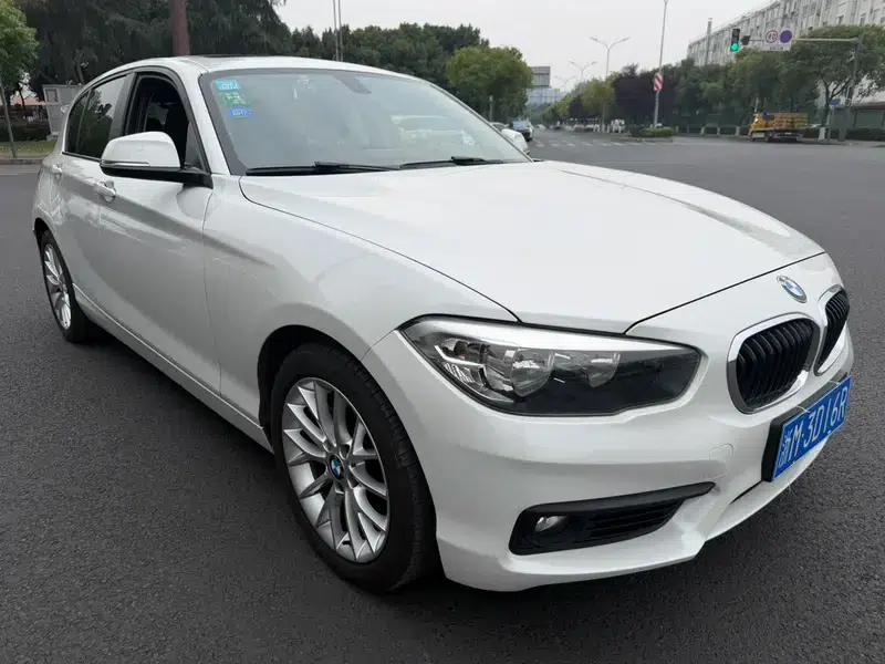 BMW 1 Series (Imported) 2016 120i Leading Edition — миниатюра 3