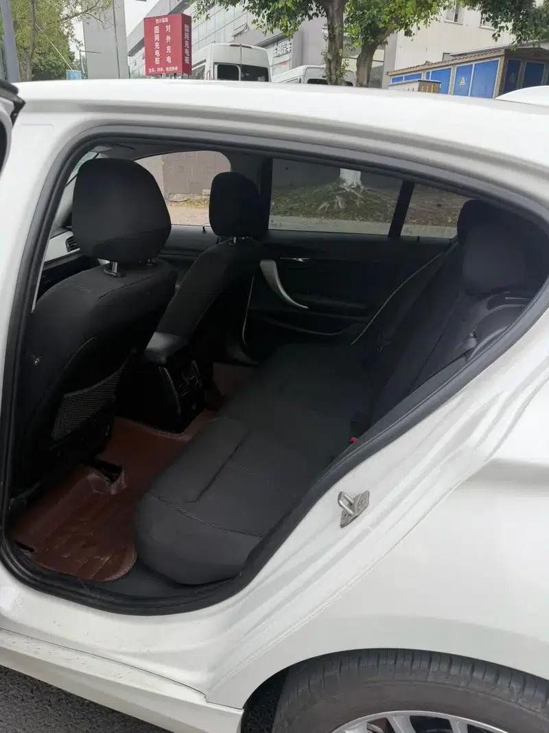 BMW 1 Series (Imported) 2016 120i Leading Edition — миниатюра 10