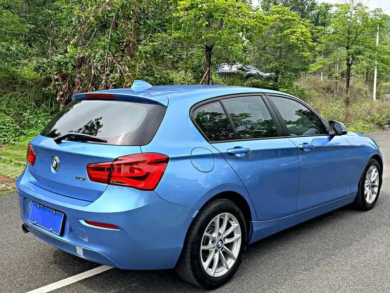 BMW 1 Series (Imported) 2018 118i Leading Edition — миниатюра 6