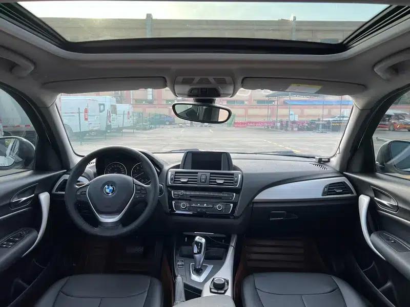 BMW 1 Series (Imported) 2016 118i Leading Edition — миниатюра 11