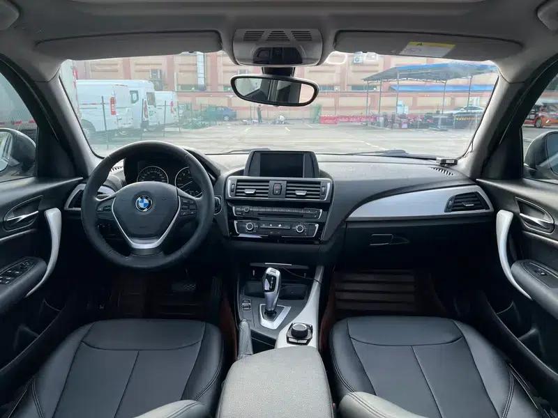 BMW 1 Series (Imported) 2016 118i Leading Edition — миниатюра 9