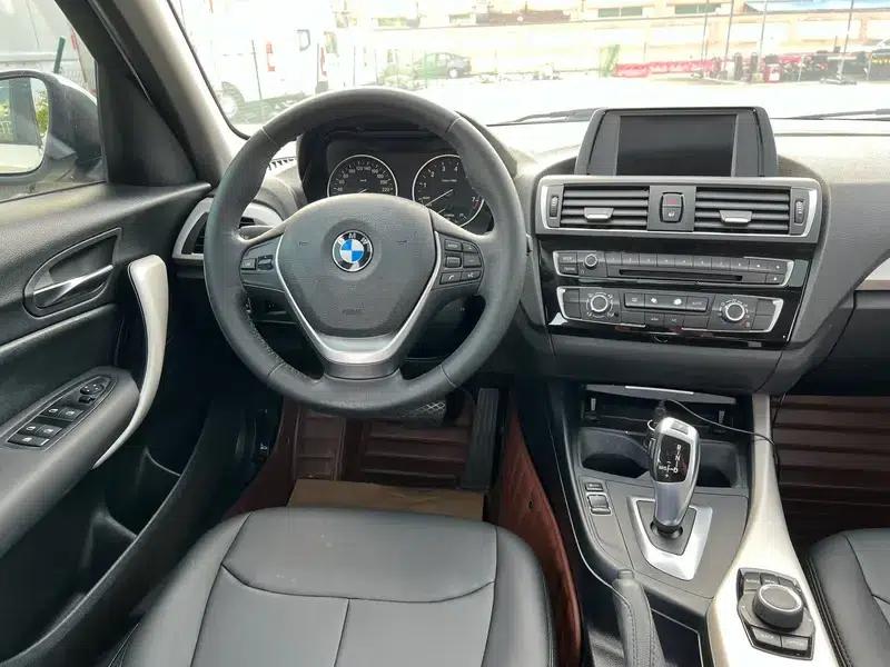 BMW 1 Series (Imported) 2016 118i Leading Edition — миниатюра 10