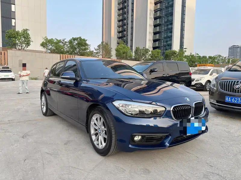 BMW 1 Series (Imported) 2018 118i Leading Edition — миниатюра 3