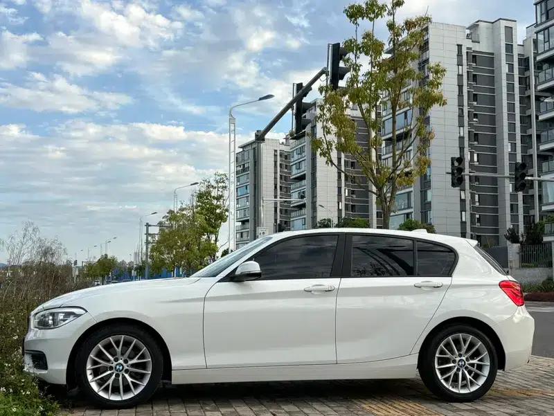 BMW 1 Series (Imported) 2015 120i Leading Edition — миниатюра 4