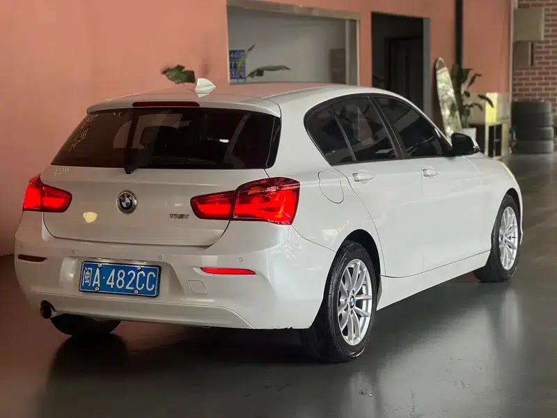 BMW 1 Series (Imported) 2018 118i Leading Edition — миниатюра 5