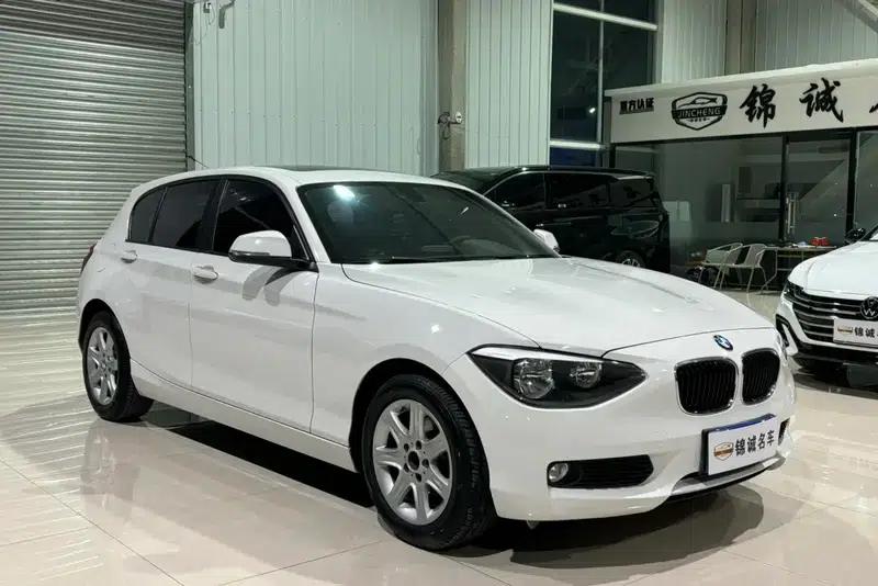 BMW 1 Series (Imported) 2013 Facelift 116i Leading Edition — миниатюра 3