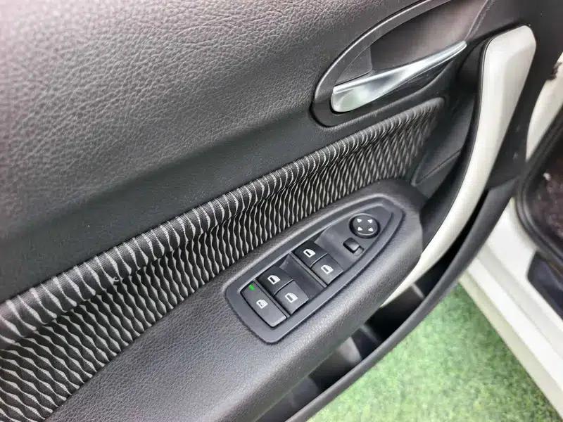 BMW 1 Series (Imported) 2013 Facelift 118i Leading Edition — миниатюра 21