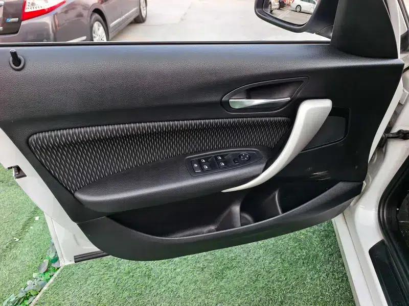 BMW 1 Series (Imported) 2013 Facelift 118i Leading Edition — миниатюра 8