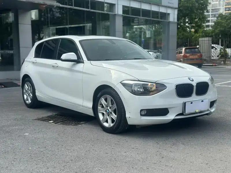 BMW 1 Series (Imported) 2013 Facelift 116i Leading Edition — миниатюра 3