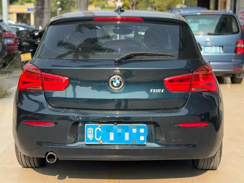 BMW 1 Series (Imported) 2016 118i Leading Edition — миниатюра 4