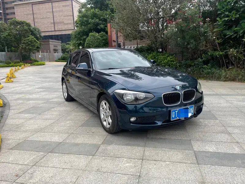 BMW 1 Series (Imported) 2013 Facelift 116i Leading Edition — миниатюра 3