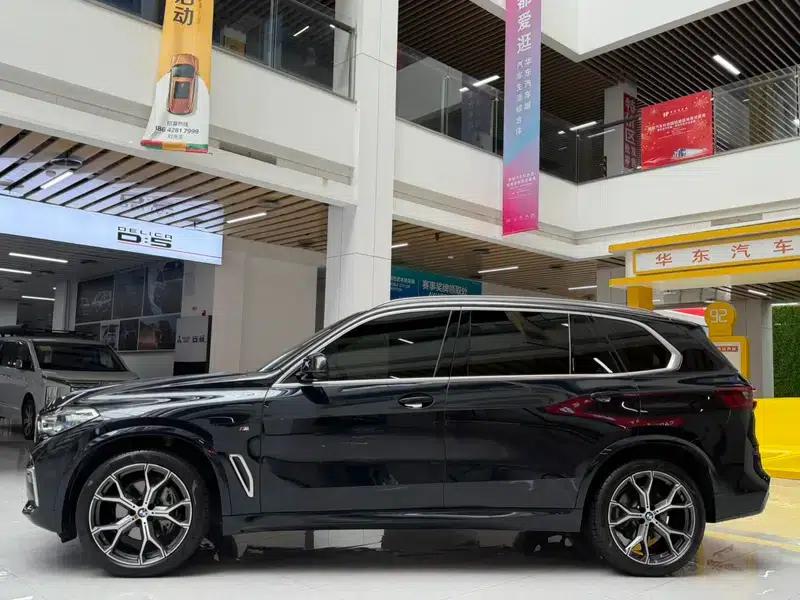 BMW X5 2022 Facelift xDrive 40Li M Sport Package — миниатюра 4