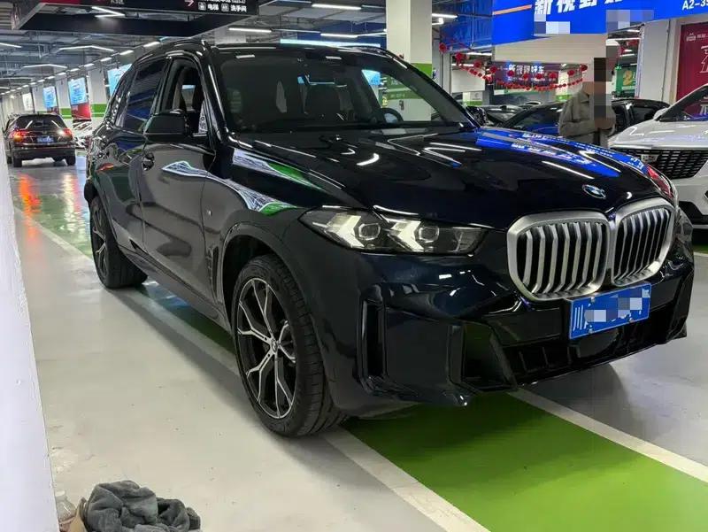 BMW X5 2023 xDrive30Li M Sport Shadow Edition — миниатюра 3