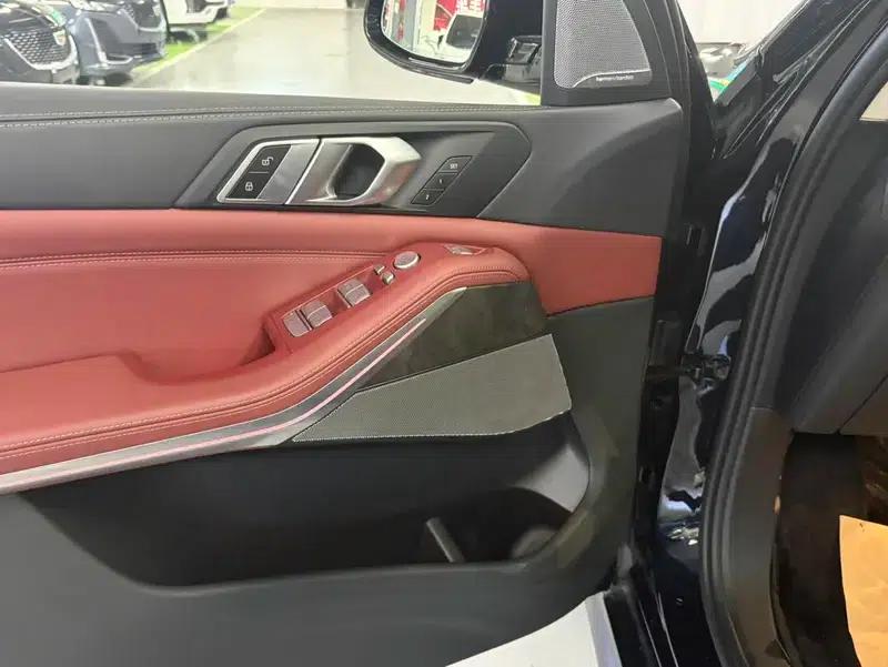 BMW X5 2023 xDrive30Li M Sport Shadow Edition — миниатюра 8