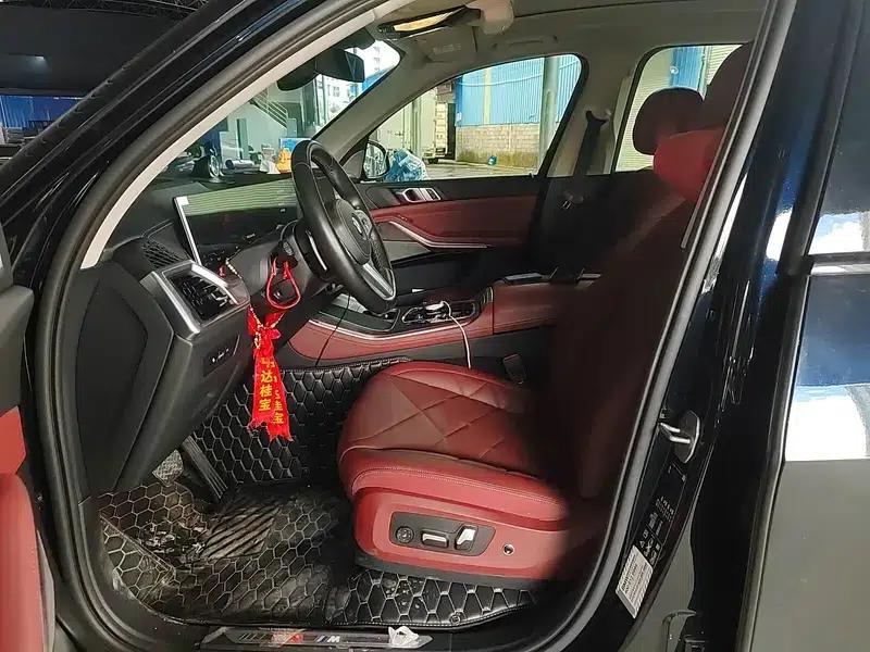 BMW X5 2023 xDrive30Li M Sport Shadow Edition — миниатюра 7