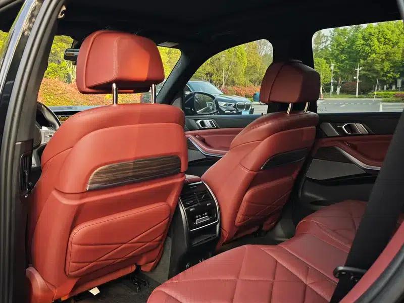 BMW X5 2022 xDrive 40Li M Sport Package — миниатюра 17